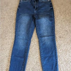 Bundle: Boyfriend and straight leg jeans sizes in picture